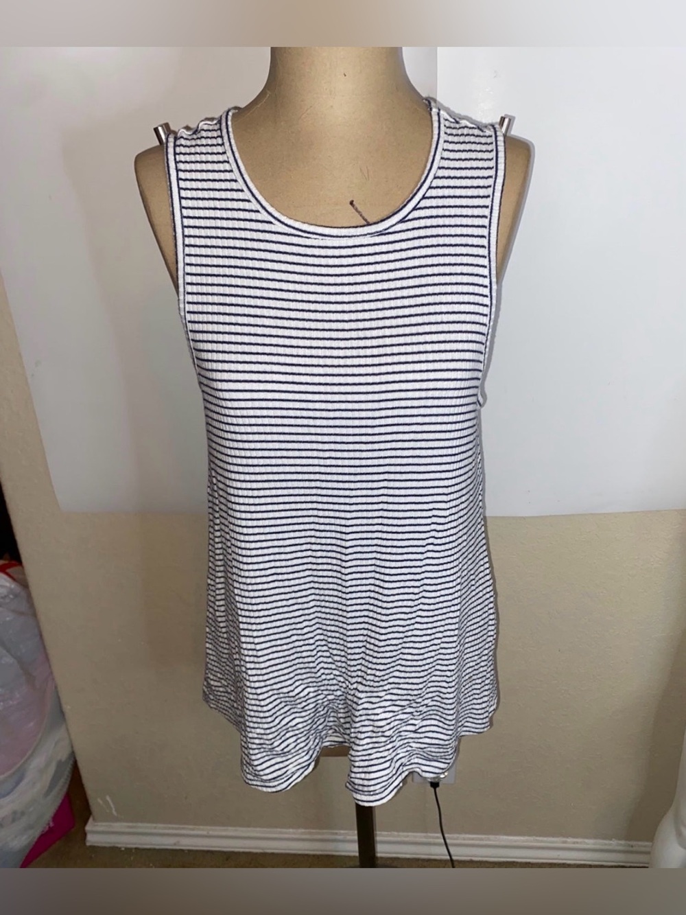Women’s Old Navy Striped Sleeveless Blouse